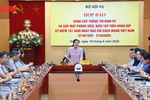 [Video] Bộ Nội vụ trả lời về xuất thêm 2 ngày nghỉ lễ Quốc khánh 2/9