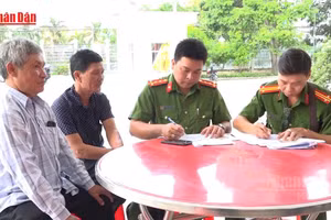 [Video] Ưu tiên lấy mẫu sinh phẩm ADN thân nhân liệt sĩ Huỳnh Văn Quên 