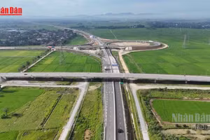 [Video] Ngày mai (15/7), thu phí 5 dự án cao tốc đoạn Bãi Vọt - Cam Lộ