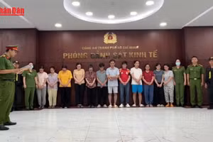 [Video] Phá đường dây mua bán trái phép hơn 16.700 hóa đơn