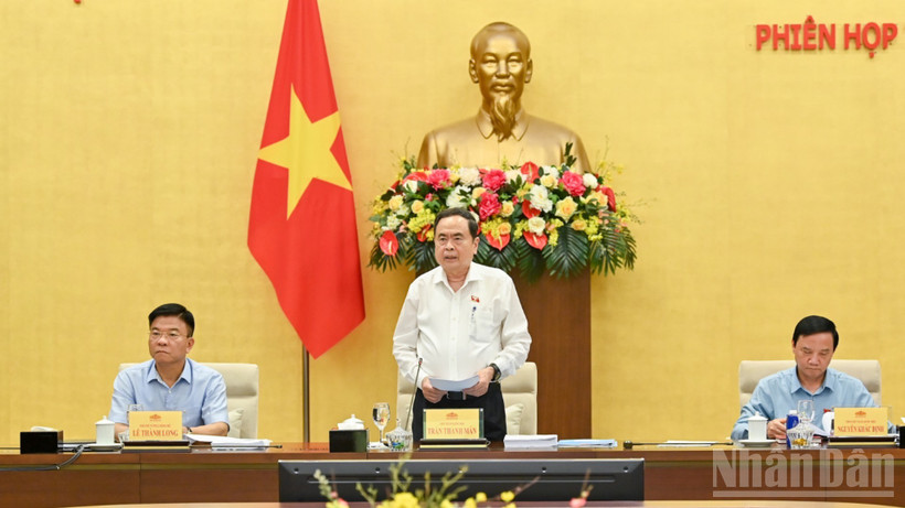 Chủ tịch Quốc hội Trần Thanh Mẫn phát biểu khai mạc phiên họp.