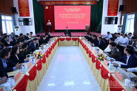 [Ảnh] Thủ tướng Phạm Minh Chính chủ trì cuộc họp với các bộ, ngành, lãnh đạo 2 tỉnh Lạng Sơn và Cao Bằng