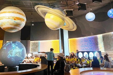 Đến Quy Nhơn khám phá hệ mặt trờ