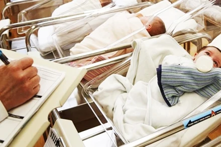 Tỷ lệ sinh ở Mỹ năm 2024 ở mức thấp nhất lịch sử. Ảnh: AP