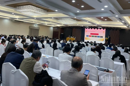 Đông đảo các đơn vị xuất bản, in và phát hành tham dự hội nghị. 