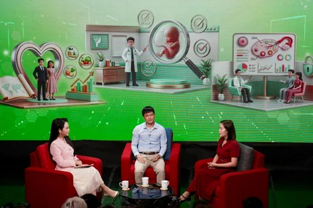 Các chuyên gia chia sẻ về sức khỏe sinh sản tại Tọa đàm. (Ảnh: Ban tổ chức)