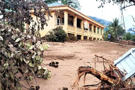 Sau lũ, Trường phổ thông dân tộc bán trú tiểu học Mỹ Lý 2 bị hư hỏng nghiêm trọng, không còn sử dụng được nữa.