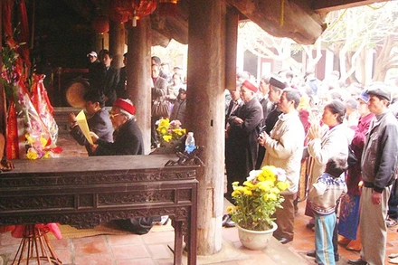 Một chuyến về nguồn Thanh Hóa của dòng họ Trịnh ở Đa Sỹ (Hà Đông, Hà Nội).