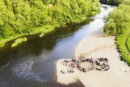 Cư dân kêu cứu về tình trạng của sông Wye. Ảnh: GETTY IMAGES