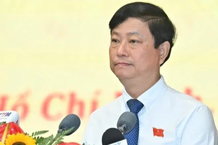 Chủ tịch Hội đồng nhân dân Thành phố Hồ Chí Minh Võ Văn Minh phát biểu khai mạc kỳ họp. (Ảnh: VIỆT DŨNG)