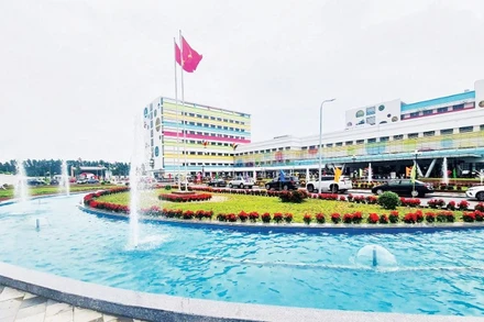 Bệnh viện Nhi Trung ương cơ sở 2 với không gian xanh, hiện đại.