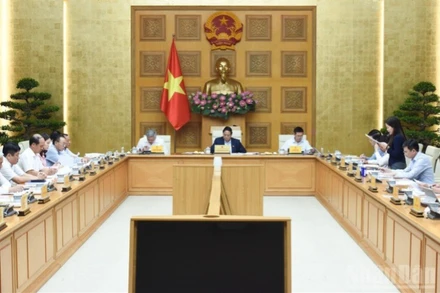 Thủ tướng Chính phủ Phạm Minh Chính chủ trì cuộc họp. (Ảnh: TRẦN HẢI)