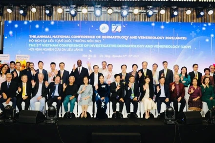 Các đại biểu trong nước và quốc tế tham gia phiên khai mạc Hội nghị Da liễu toàn quốc năm 2025 và Hội nghị Nghiên cứu da liễu Việt Nam lần thứ III.