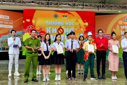 Chú trọng công tác tuyên truyền, phòng ngừa ma túy. (Ảnh: PC04)