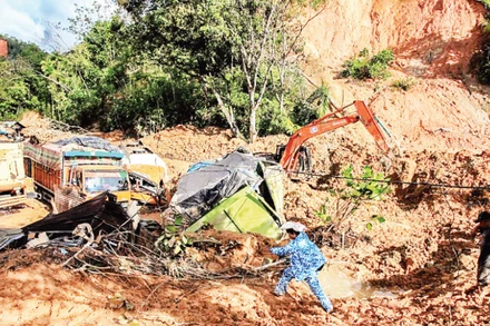 Indonesia chịu thiệt hại nặng nề do mưa lũ. (Ảnh: Tân Hoa Xã)