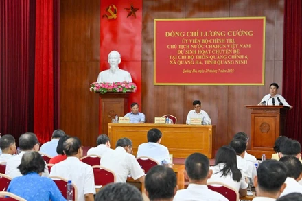 Chủ tịch nước Lương Cường dự sinh hoạt Chi bộ thôn Quảng Chính 6.