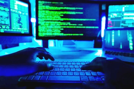 Người dân, cán bộ, công chức không mở hoặc tải những tập tin không rõ nguồn gốc.