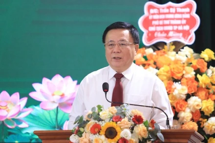 Đồng chí Nguyễn Xuân Thắng, Ủy viên Bộ Chính trị, Giám đốc Học viện Chính trị Quốc gia Hồ Chí Minh, Chủ tịch Hội đồng Lý luận Trung ương phát biểu chỉ đạo tại Đại hội.