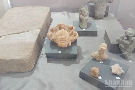 Các hiện vật Óc Eo.