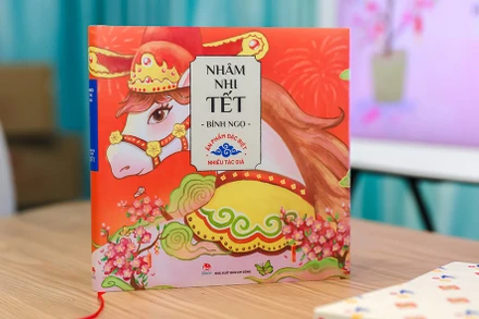 "Nhâm Nhi Tết Bính Ngọ" của Nhà xuất bản Kim Đồng.