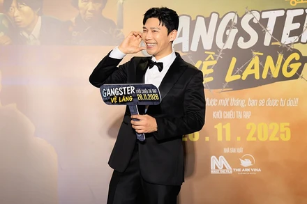 Ji Seung Hyun thả tim với khán giả Việt trong buổi ra mắt phim. (Ảnh: BHD cung cấp)