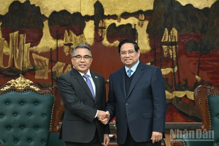 [Ảnh] Thủ tướng Phạm Minh Chính tiếp Đại sứ Philippines tại Việt Nam 