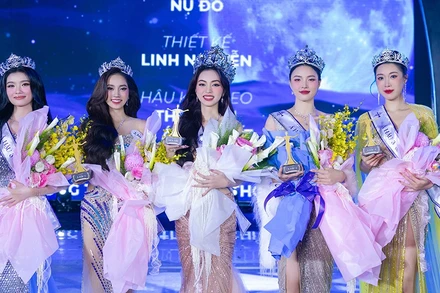 Top 5 của cuộc thi. (Ảnh: Ban tổ chức)