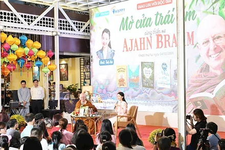 “Thiền sư dí dỏm” giao lưu cùng độc giả Việt Nam