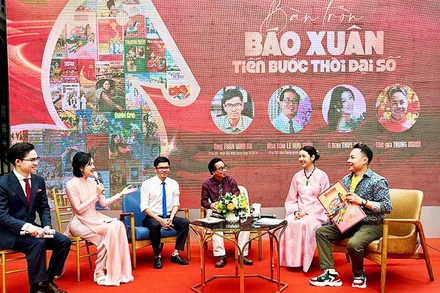 Các sự kiện tại triển lãm “Báo xuân tiến bước thời đại số” thu hút sự quan tâm của nhiều người dân và du khách.