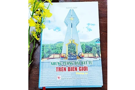 Biên cương nhớ bóng anh hùng