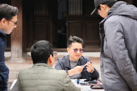 Hà Tuấn Anh tại Vietnam Pen Show hồi tháng 12/2025.