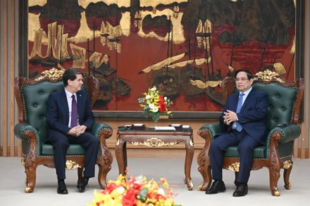 Thủ tướng Phạm Minh Chính tiếp Chủ tịch Hãng thông tấn Mỹ Latinh của Cuba (Prensa Latina) Jorge Legañoa Alonso.