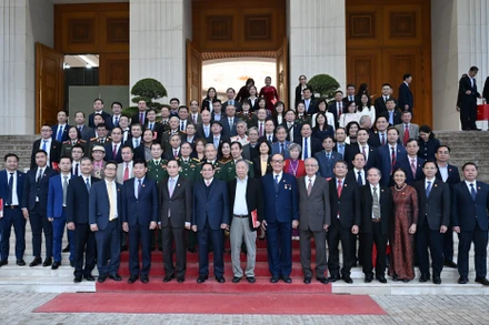 Thủ tướng Phạm Minh Chính và các đại biểu dự Lễ kỷ niệm 50 năm thành lập Ủy ban Biên giới quốc gia.