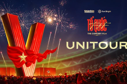 Chiếu phim “Tổ quốc trong tim: The concert film” tại các trường đại học