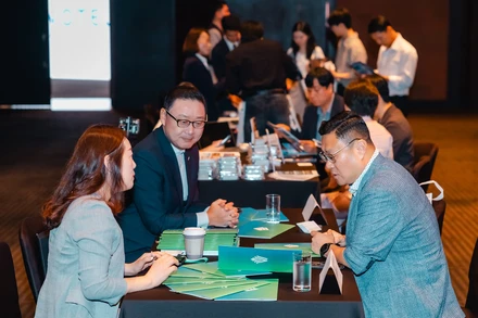 Các doanh nghiệp du lịch Việt Nam và Hàn Quốc trao đổi hợp tác. (Ảnh: Ban Tổ chức)