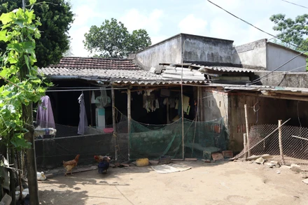 Do thời gian thực hiện bị kéo dài nên từ mục tiêu di dời cho 58 hộ dân ban đầu, đến nay, cụm dân cư Hòa Lam đã phát triển lên 82 hộ.