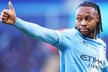 Man City “vùi dập” đối thủ