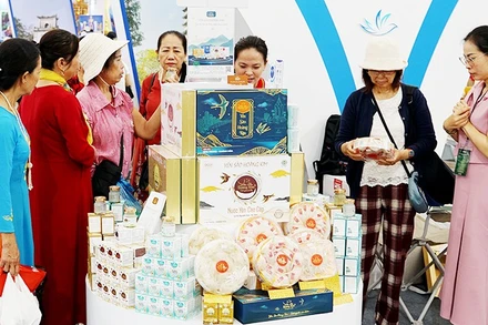 Lượng lớn nông sản thực phẩm của Việt Nam đạt tiêu chuẩn vệ sinh ATTP phù hợp với chứng nhận Halal. Ảnh: NAM HẢI