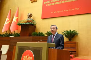 Tổng Bí thư, Chủ tịch nước Tô Lâm phát biểu chỉ đạo tại hội nghị. (Ảnh: DUY LINH)
