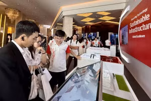 Khu trưng bày các sản phẩm sáng tạo của thanh niên Tập đoàn Viettel.