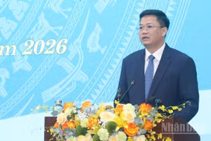 Tân Chủ tịch Ủy ban nhân dân tỉnh Quảng Ngãi Nguyễn Đức Tâm phát biểu nhận nhiệm vụ.