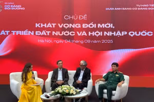 Các diễn giả tham dự Tọa đàm.