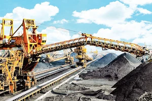 Hệ thống máy hiện đại phục vụ sản xuất tại Công ty Tuyển than Cửa Ông-TKV. (Ảnh: HÙNG SƠN)