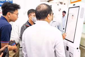 Khảo sát hiệu quả việc triển khai bệnh án điện tử tại Bệnh viện Chợ Rẫy (Thành phố Hồ Chí Minh). (Ảnh do bệnh viện cung cấp)