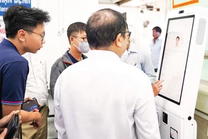 Khảo sát hiệu quả việc triển khai bệnh án điện tử tại Bệnh viện Chợ Rẫy (Thành phố Hồ Chí Minh). (Ảnh do bệnh viện cung cấp)