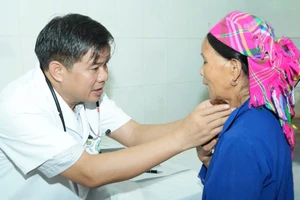 Thực hiện chính sách miễn viện phí sẽ giúp người dân, nhất là các đối tượng ưu tiên có điều kiện được chăm sóc sức khỏe tốt hơn.