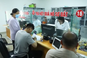 Việc người dân cung cấp, xác thực thông tin góp phần xây dựng nền quản trị đất đai hiện đại, minh bạch, hiệu quả. (Ảnh minh họa/Báo Nhân Dân)