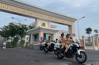 Cảnh sát giao thông Công an Thành phố Hồ Chí Minh tiến hành tuần tra ngay sau lễ ra quân. 