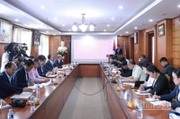 Quang cảnh buổi họp báo. (Ảnh: DUY TOÀN)