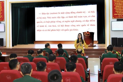 Tổng cục Hậu cần-Kỹ thuật tổ chức khai mạc lớp bồi dưỡng kiến thức dân tộc cho 500 cán bộ làm công tác dân vận khu vực phía bắc, nam.